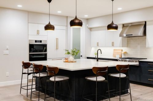 6038 Florence St, Denver CO  80238 exterior