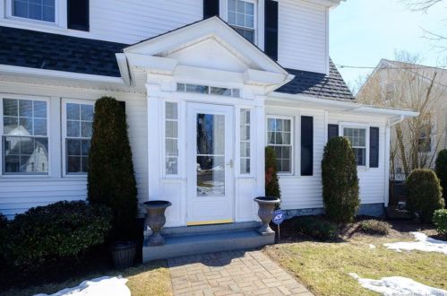 13 Yale Ave, Waterbury, CT 06762-2713