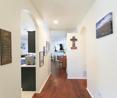 1101 Whistle Stop Dr, Fort Worth TX 76131-4924 exterior