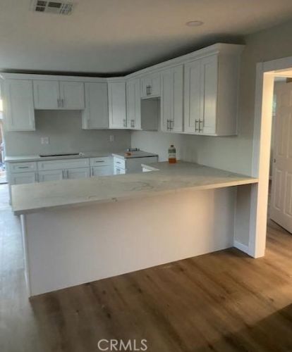 561 Prospect Ave, Riverside CA  92507-1720 exterior