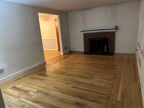 58 Yellowstone Ave, Warwick, RI 02888-3960