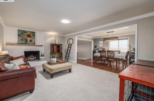 559 Ruth Way, Livermore, CA 94550-4041