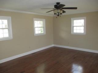 3905 Crestwood Dr, Cleveland, TN 37312-3424