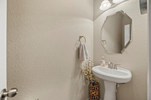 7511 Lone Star Jct St, Richmond TX 77406-7069 exterior