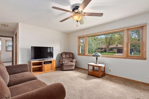 6320 Jackson St, Minneapolis, MN 55432-5058