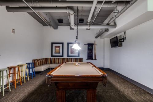 329 Colorado Blvd, Dallas TX  75208-2329 exterior