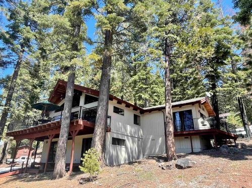 608 Mountain Ridge Rd, Peninsula Village, CA 96137-9548