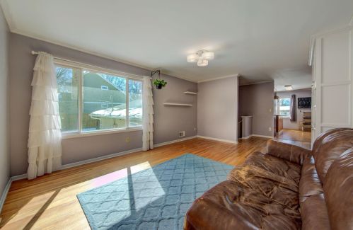 4050 Cinnabar Dr, Saint Paul MN  55122-2917 exterior