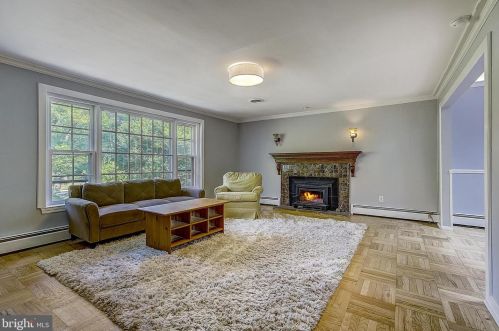 15 Springhouse Ln, Media PA  19063-5212 exterior