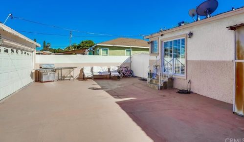 4619 130 St, Hawthorne CA 90250-5146 exterior