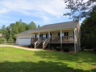 207 Gooseway Rd, Eastanollee, GA 30538-9408