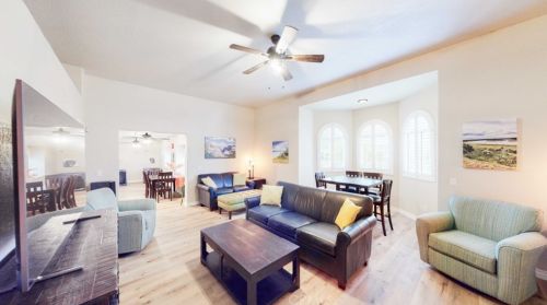 17921 Cole Ave, Riverside CA  92508-9728 exterior