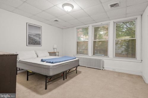 445 Duke St, Lancaster PA  17602-4205 exterior