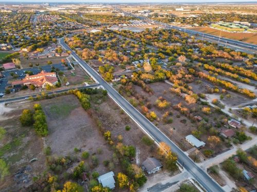 601 Burleson St, Uhland TX 78640-5323 exterior