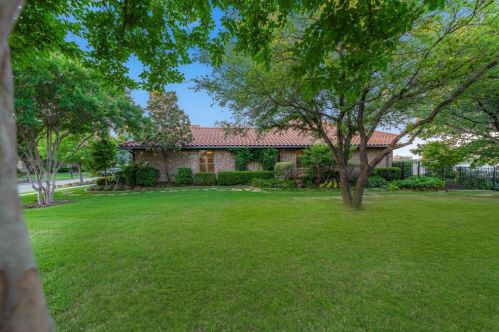 6600 Barcelona, Irving TX  75039-3043 exterior