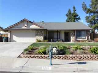 11211 Buffalo Dr, Riverside, CA 92505-2227