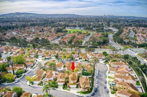 36 Del Perlatto, Irvine CA  92614-5360 exterior