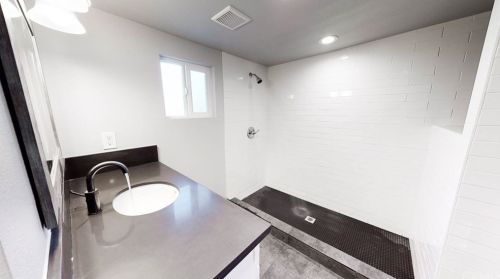 6352 Riverside, Riverside CA  92506-3129 exterior