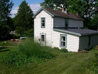 340 Weaver St, Winooski VT  05404-1343 exterior