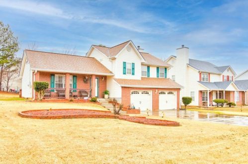 5893 Wheatfield Dr, Ellenwood, GA 30294-3963
