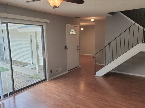 1054 Carmel Ct, Saint Paul MN  55126-5877 exterior