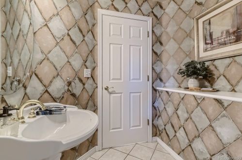 6317 Jamaica Ct, Englewood CO 80111-6628 exterior