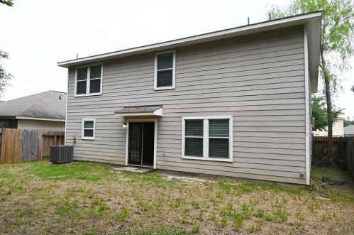 2025 Vanamen Ct, Conroe TX  77304-1601 exterior
