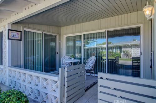 13961 El Dorado Dr, Seal Beach, CA 90740-4881