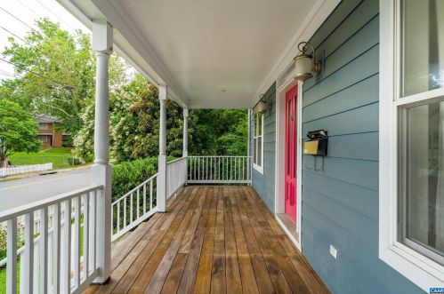 235 10th St, Charlottesville, VA 22903-2809