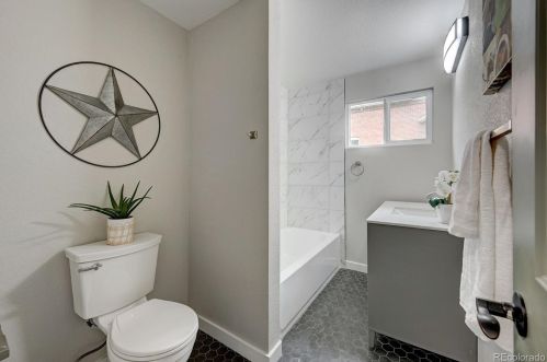 225 Raleigh St, Denver CO  80219-1851 exterior