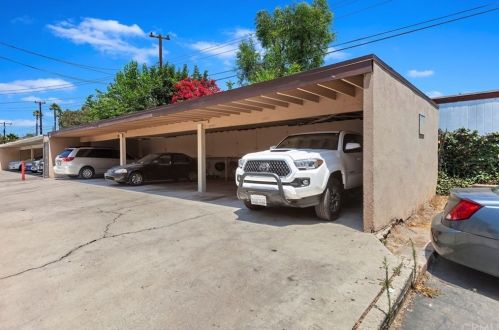 1128 Mayfair Ave, Anaheim CA  92801-2949 exterior