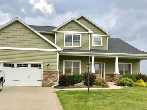 506 Condit St, Tolono, IL 61880-9013