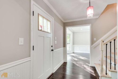 5068 Cold Springs Dr, Lilburn GA  30047-3776 exterior