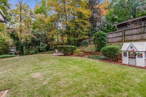 445 Highbrook Dr, Atlanta GA  30342-2316 exterior