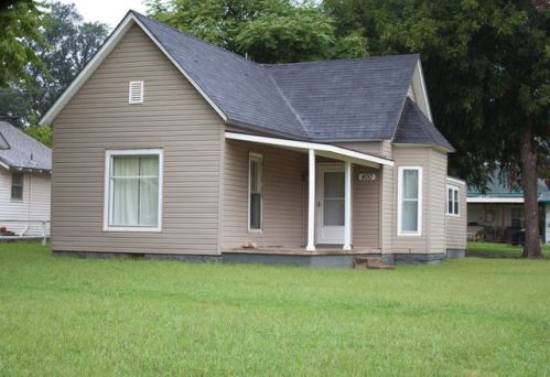 400 Grand Ave, Tonkawa, OK 74653-3541