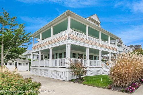 684 East Ave, Point Pleasant Beach, NJ 08742-5311