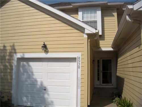 8938 Boehm Dr, Shawnee Mission, KS 66219-2161