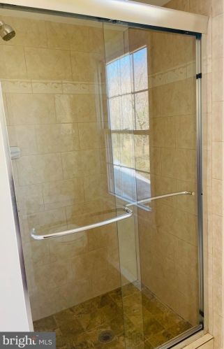 438 Northwest Dr, Silver Spring MD 20901-1435 exterior