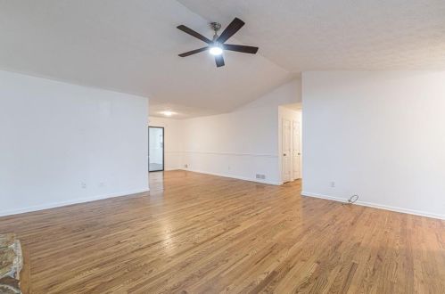 127 Farmbrook Trl, Stockbridge GA  30281-1187 exterior