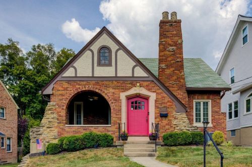 3244 Glengyle Ave, Cincinnati, OH 45208-3108