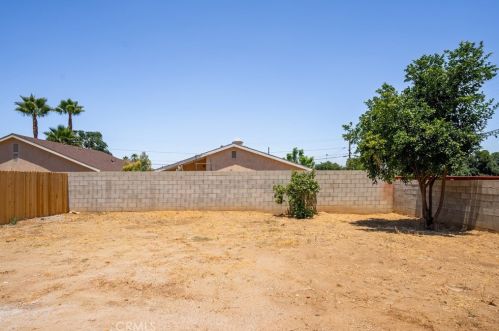 7415 Lincoln Ave, Riverside CA  92504-4623 exterior