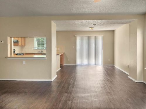 10065 Chapel Oak Trl, Fort Worth, TX 76116-1233