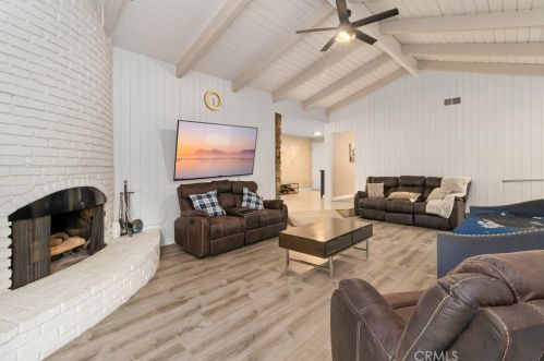 2550 Rowland Ave, Anaheim CA  92804-2271 exterior