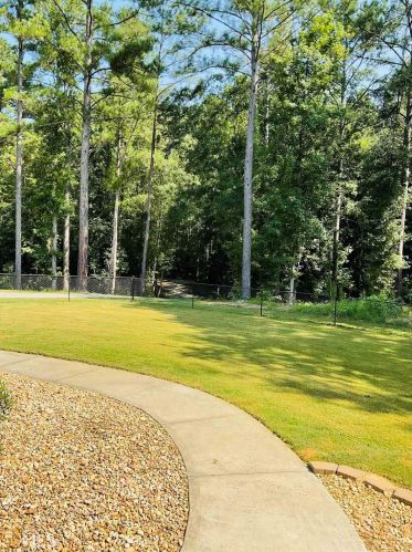 96 Grassy Springs Ct, Oxford, GA 30054-3012