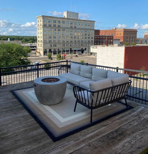 38 High St, Springfield, OH 45502-1238