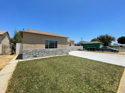 1405 Magnolia St, Compton, CA 90220-1501