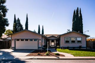 701 Corte Granada, Vacaville, CA 95688-2028