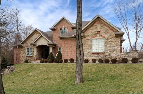 690 Grand Wood Ct, Springboro, OH 45066-8478