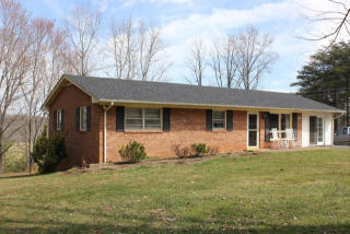 581 Knob Church Rd, Henry, VA 24102-3076