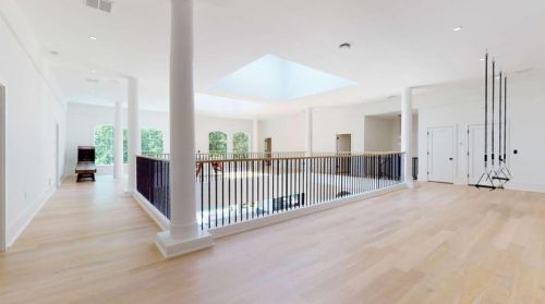 3206 Arden Rd, Atlanta GA  30327-1262 exterior